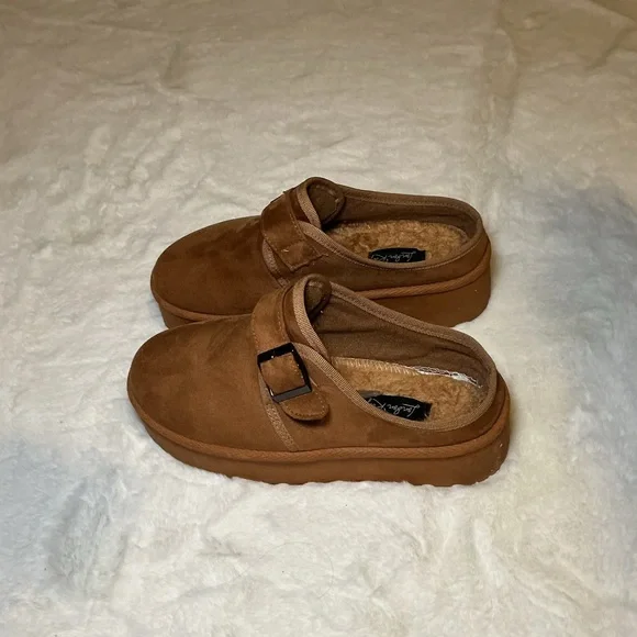 London Rag Brown Suede Platform slides - Picture 3 of 5